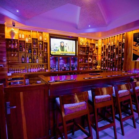 Hadjens Hotel Mwanza Luaran gambar